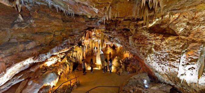 La grotta di Baredine, Villa Aurania, Casa vacanze tradizionale a Vranja, Istria Vranja